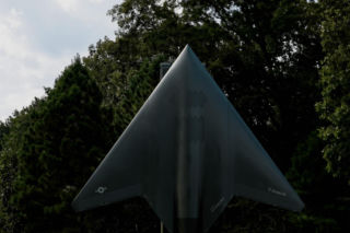 Shield AI, PGZ i WZL-2 rozpoczynają rozmowy o X-BAT