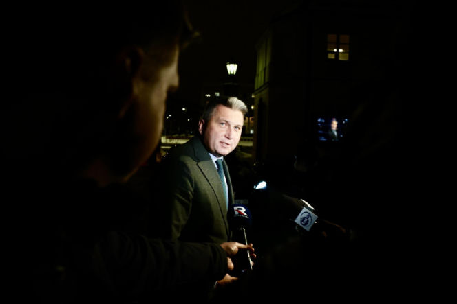 Afera przed IO. Piesiewicz i Małysz przyjechali do ministra sportu