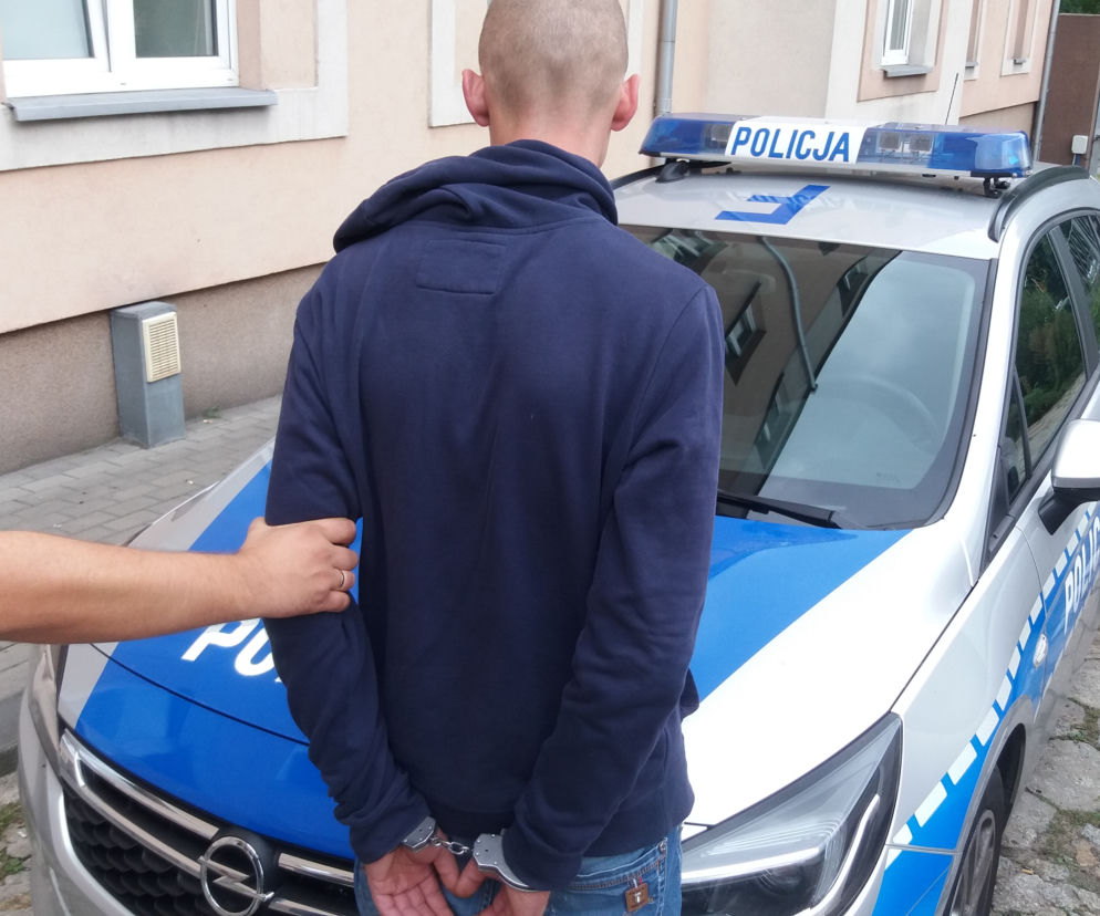 29- i 33-latek, z których starszy był w przeszłości notowany za podobne przestępstwa, usłyszeli zarzuty usiłowania kradzieży z włamaniem