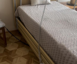 Doda urządziła rodzicom pokój na starość