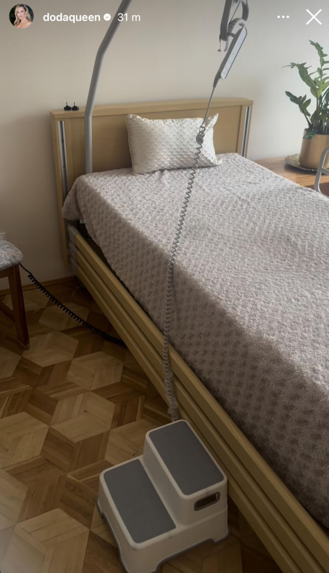 Doda urządziła rodzicom pokój na starość