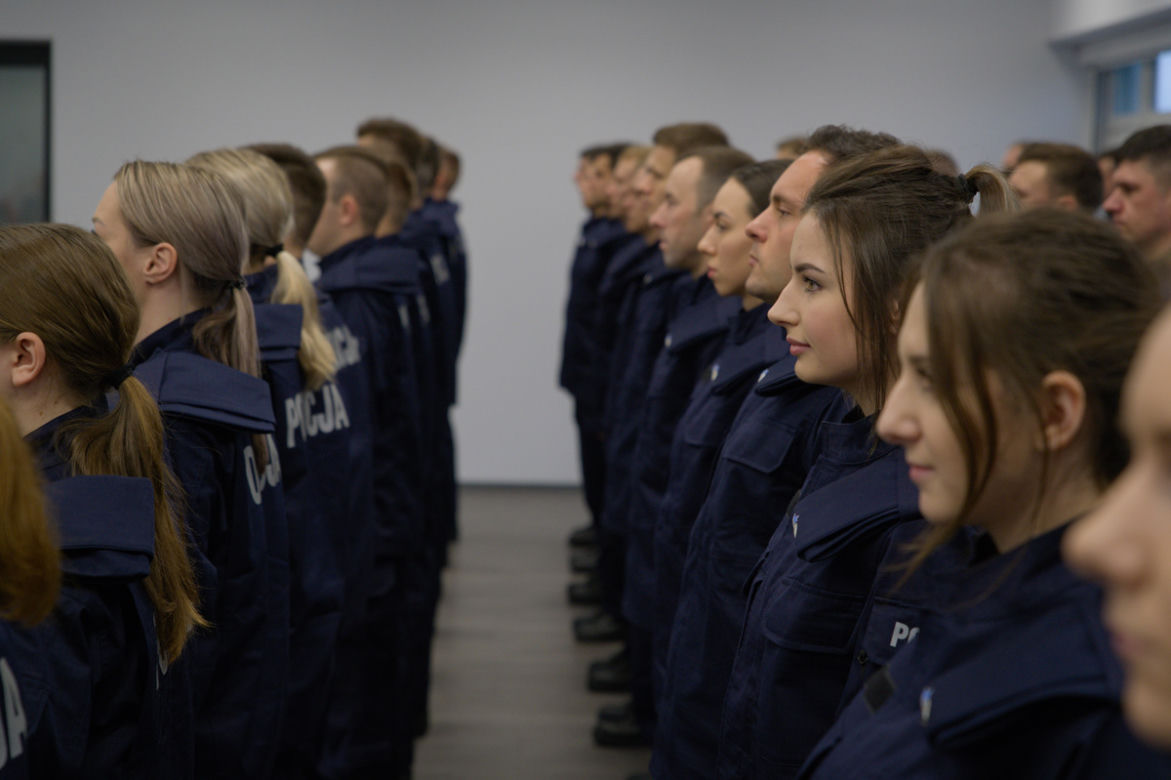 Nowi policjanci w KMP w Białymstoku. Uroczyste ślubowanie