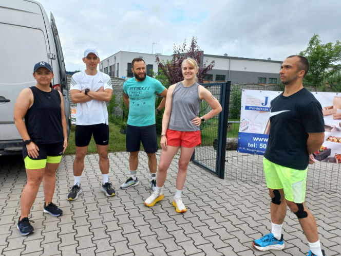 Trwa Ultramaraton Wsparcia i piknik rodzinny w Lesznie