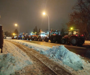 Protest rolników na spotkaniu z ministrem rolnictwa na Uniwersytecie w Siedlcach