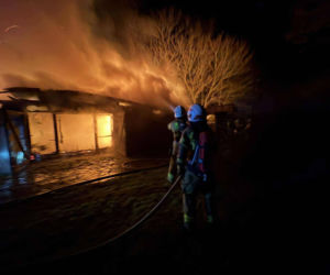 Pożar budynku w miejscowości Bartoszówka w powiecie grodziskim