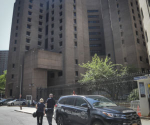 Tajemnicza śmierć miliardera. Kim był Jeffrey Epstein?