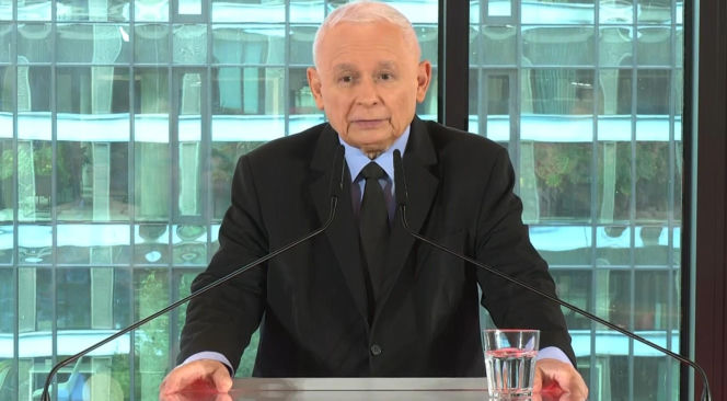 Kaczyński na konferencji PiS nie przebierał w słowach. „Niemiecka agenda w Polsce”