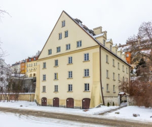 Dom Profesorów na ul. Brzozowej w Warszawie