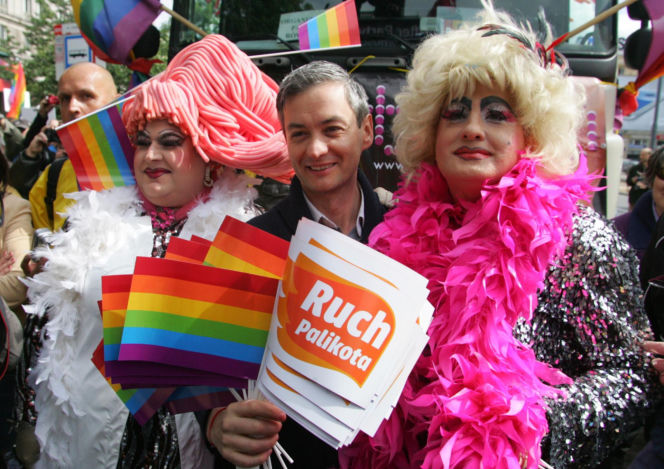 Tak zmieniał się Robert Biedroń