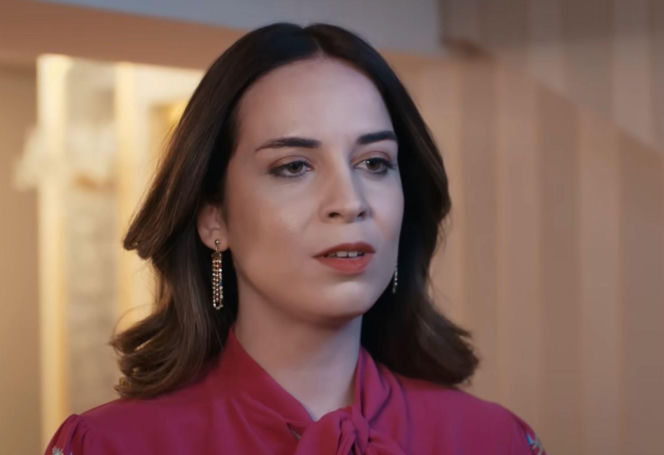 "Panna młoda", odcinek 22: Hancer otrzymuje od Cihana fortunę i znika z jego domu