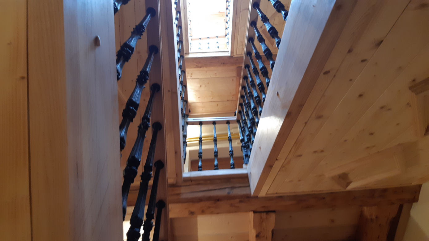 Remont tego budynku robi wrażenie. Zajrzęliśmy do środka
