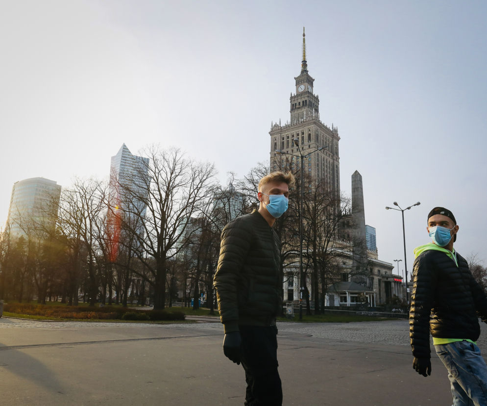 ZAMKNĄ Warszawę? Drastyczny wzrost zakażeń koronawirusem. Będzie czerwona strefa?!