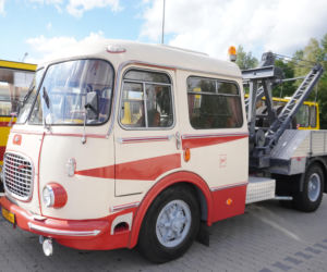 Kultowe autobusy opanowały Starachowice! Ruszył III Zlot i świętowanie 70-lecia komunikacji
