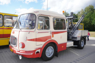 Kultowe autobusy opanowały Starachowice! Ruszył III Zlot i świętowanie 70-lecia komunikacji