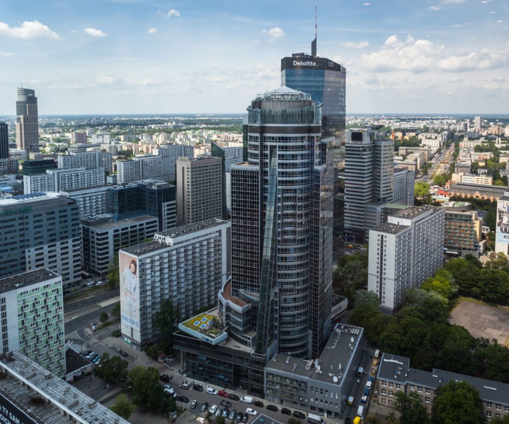Menedżerka klubu na dachu wieżowca skazana na prace społeczne