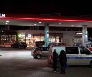 Zabójca podpalił się na stacji benzynowej?!