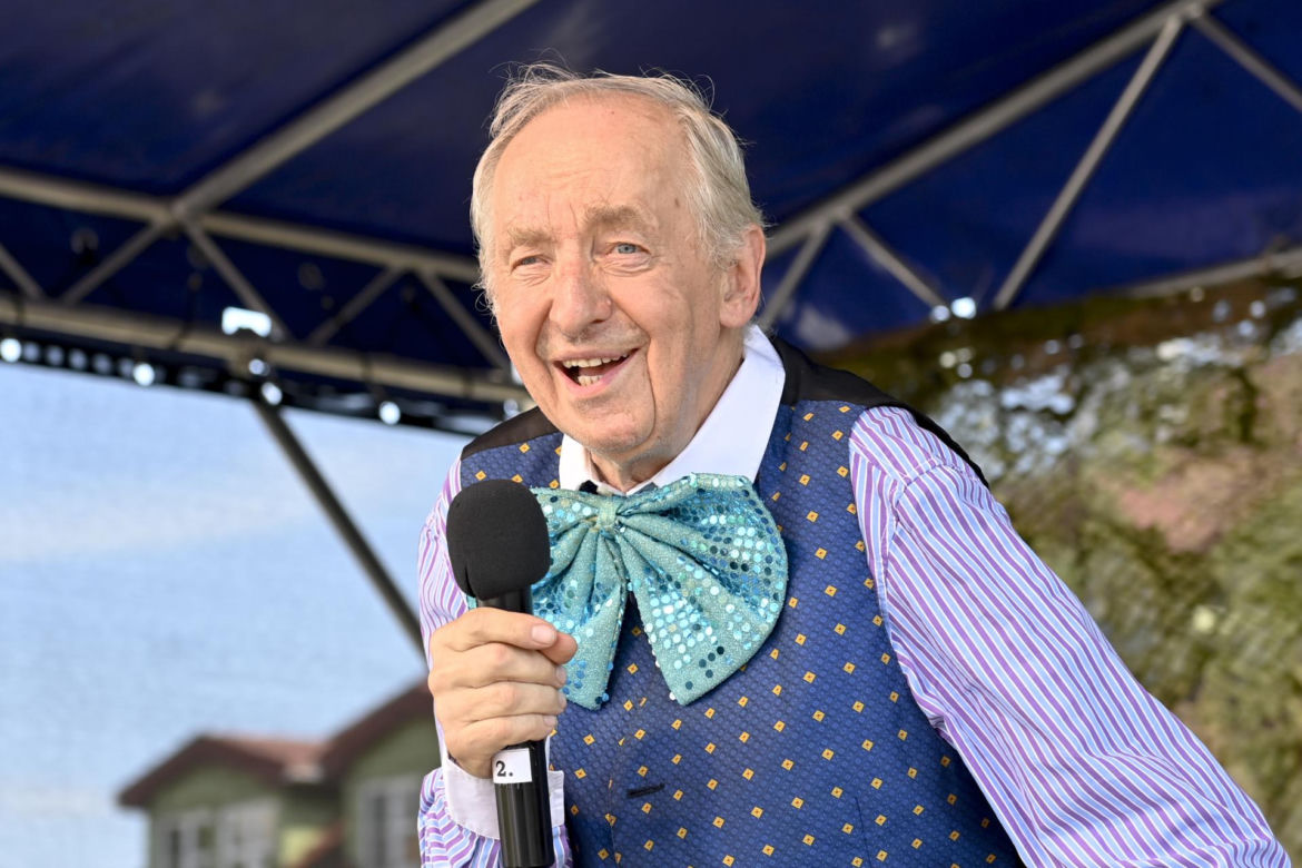 Padniecie! Andrzej Rosiewicz powalczy w "Tańcu z Gwiazdami"! On ma 82 lata!