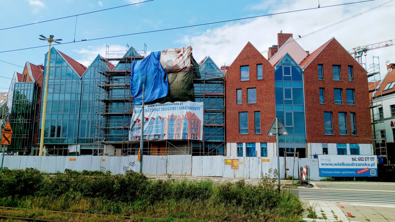 Nowy kwartał kamienic na Podzamczu - maj 2020