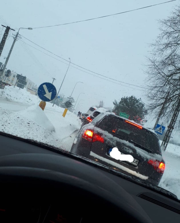 Koszmar na podlaskich drogach 4.02.2021. Zdjęcia internautów z grupy Kolizyjne Podlasie
