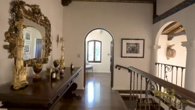 Słynna posiadłość Ozzy'ego Osbourne'a trafiła na sprzedaż! Gwiazdorski luksus za KOLOSALNĄ sumę!