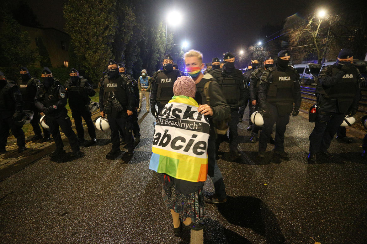 Nocne protesty pod domem Jarosława Kaczyńskiego