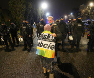 Nocne protesty pod domem Jarosława Kaczyńskiego