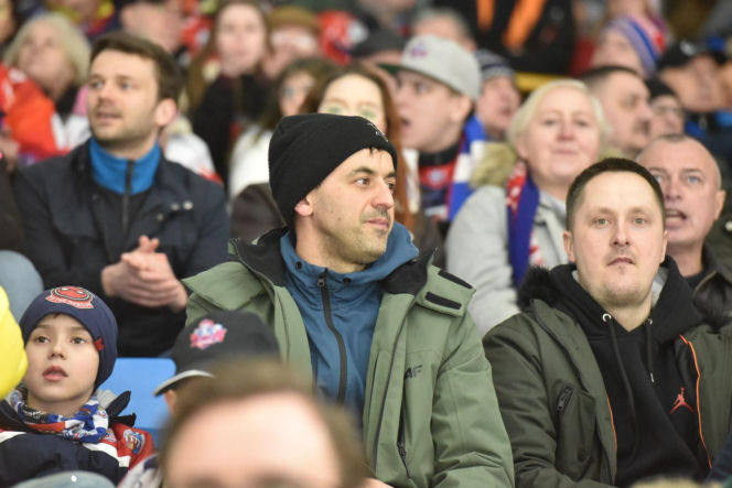 KH Energa Toruń - Unia Oświęcim 2:1! Zdjęcia kibiców i zawodników obu drużyn