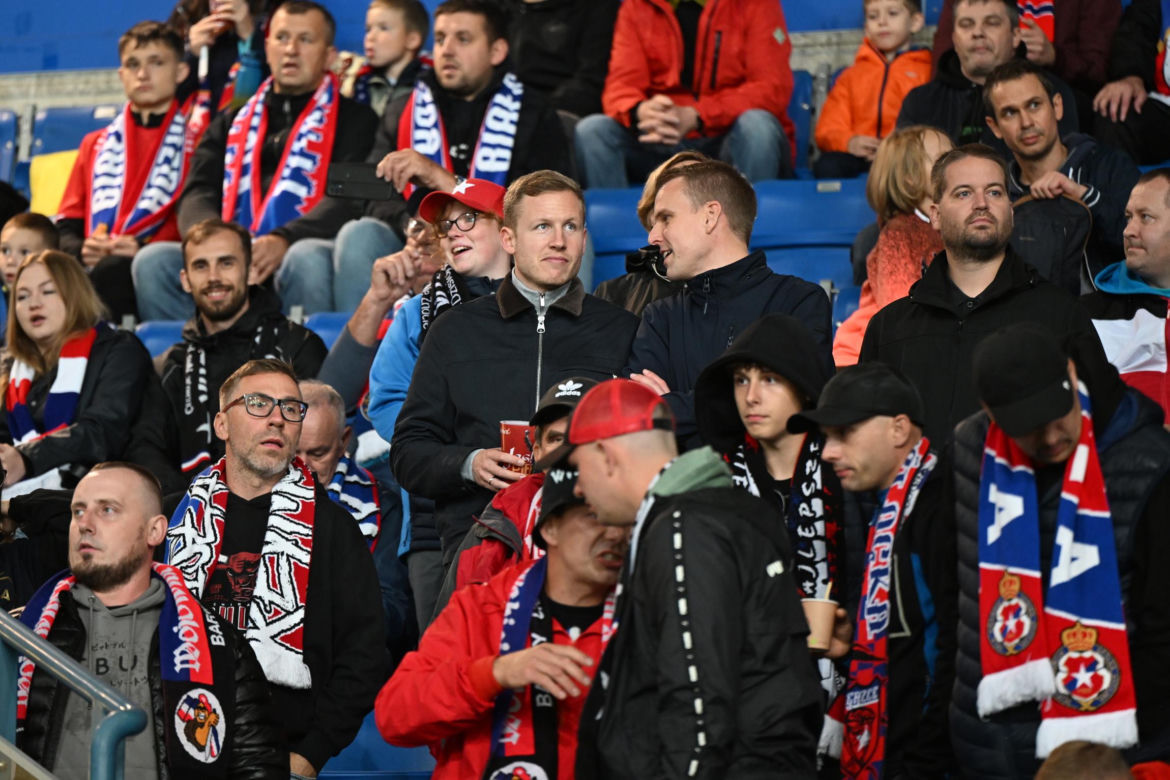 Wisła Kraków - Jagiellonia Białystok; Zdjęcia kibiców i zawodników z meczu 8. kolejki PKO BP Ekstraklasy