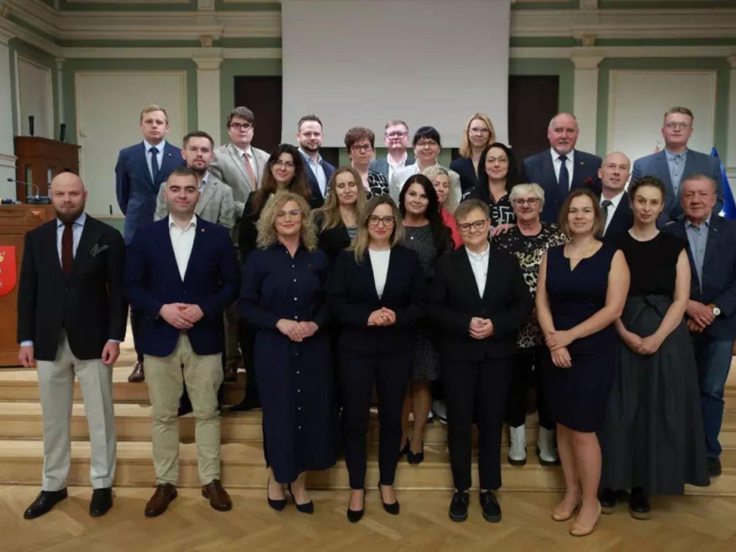 Oni będą nas reprezentować. Ślubowanie gdańskich radnych dzielnic 
