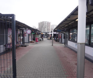 Dziś tak wygląda miejsce po dawnym Uniwersamie Grochów