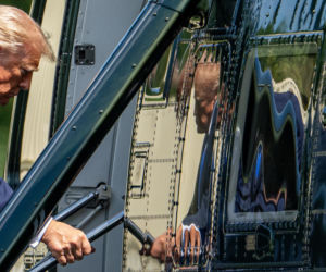 Uzbrojony mężczyzna czekał na Trumpa! Potem incydent ze śmigłowcem
