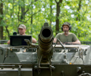 Stare, ale zabójczo skuteczne Leopardy 1. Od krytyki po kluczowe wsparcie