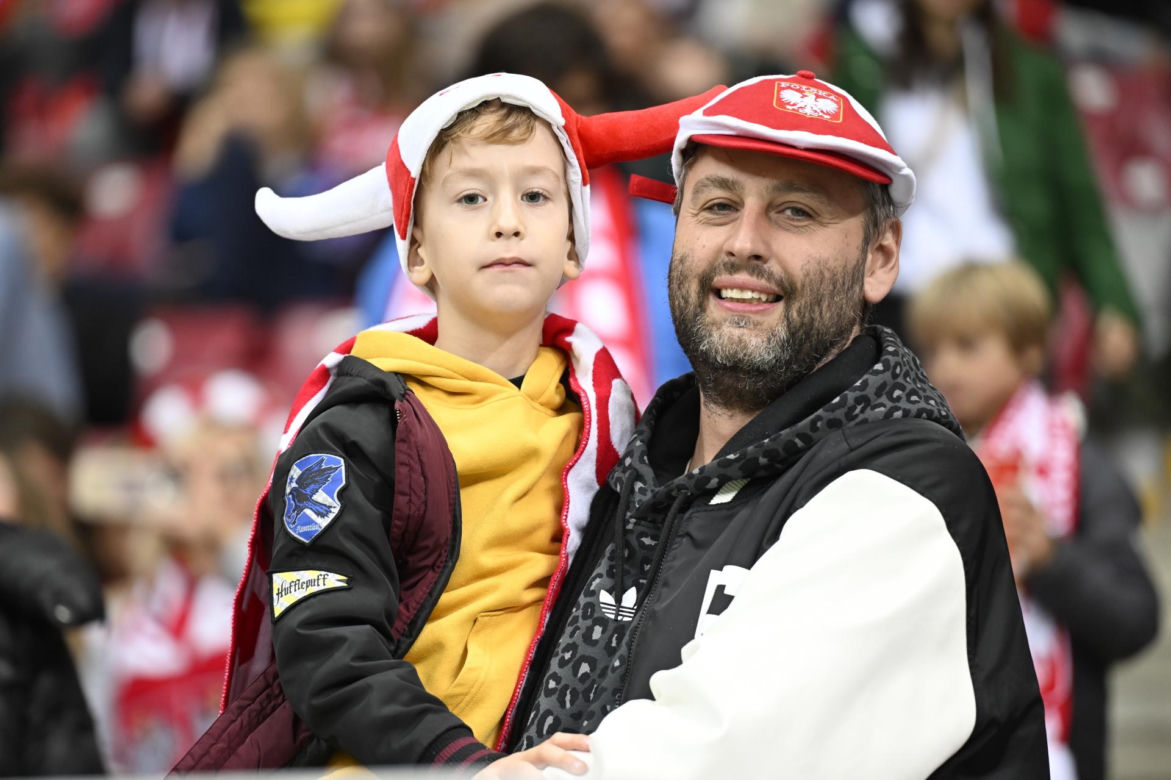 Tłumy kibiców na PGE Narodowym w Warszawie. Polska-Bośnia [ZDJĘCIA]