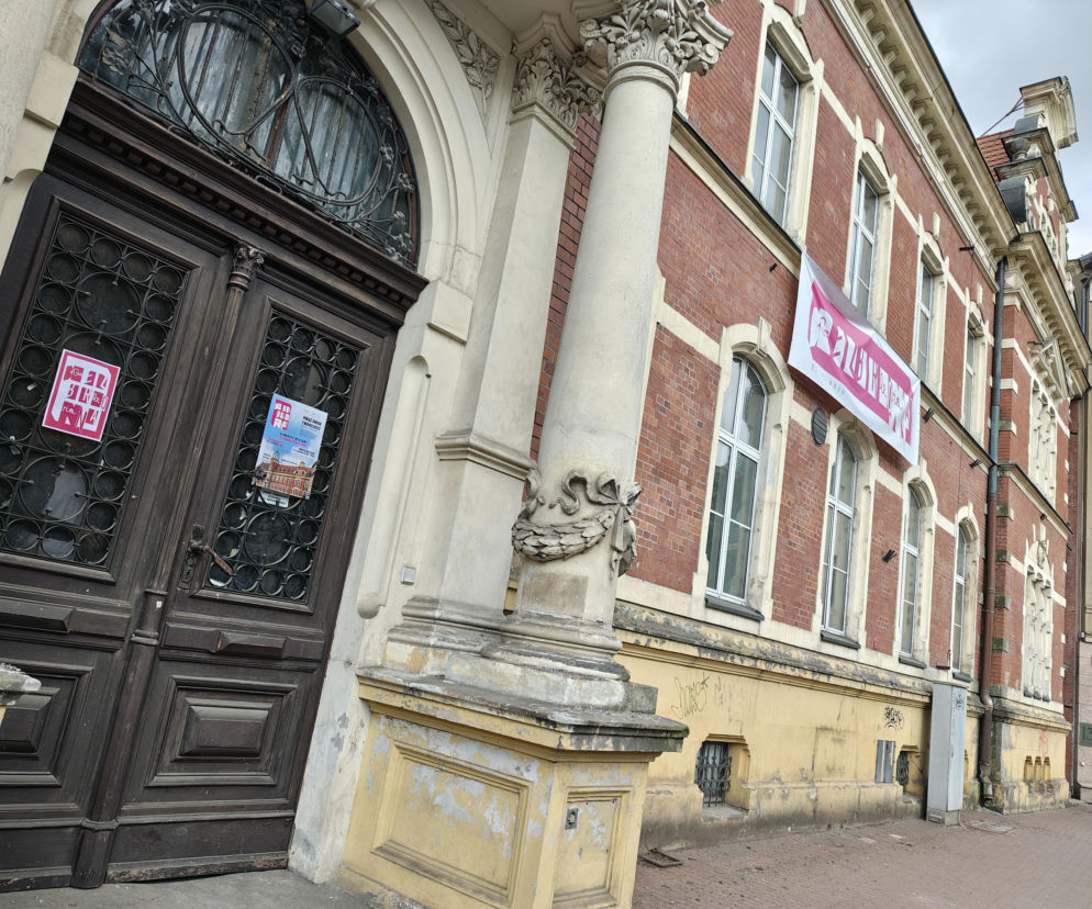 Była poczta, będzie biurowiec