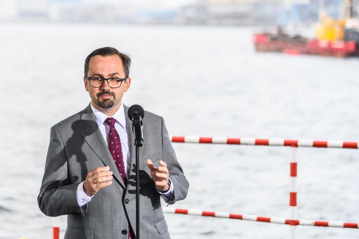 Morawiecki w Porcie Gdynia