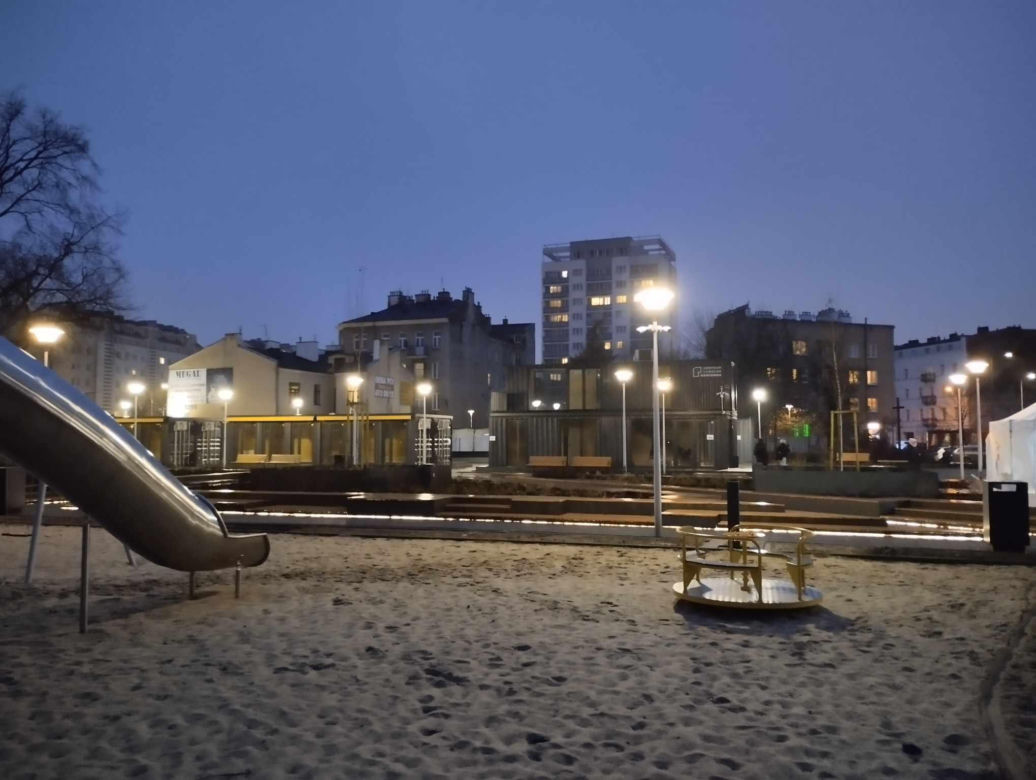 Centrum Lokalne Kamionek w Warszawie w miejscu dawnego bazaru Rogatka