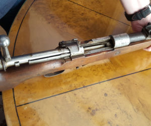 Muzeum Okręgowe w Lesznie ma nowy eksponat. To ponad stuletni karabin Mauser