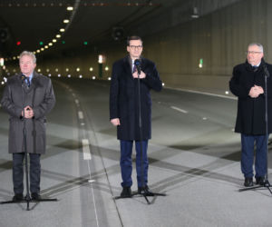 Trzask, prask i tunel otwarty. Kierowcy mogą korzystać już z całej Południowej Obwodnicy Warszawy