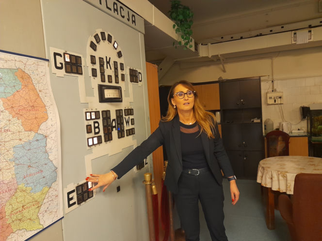 Wiceprezydent Warszawy przewodnikiem po Pałacu Kultury. Niezwykły spacer od piwnic po zegar