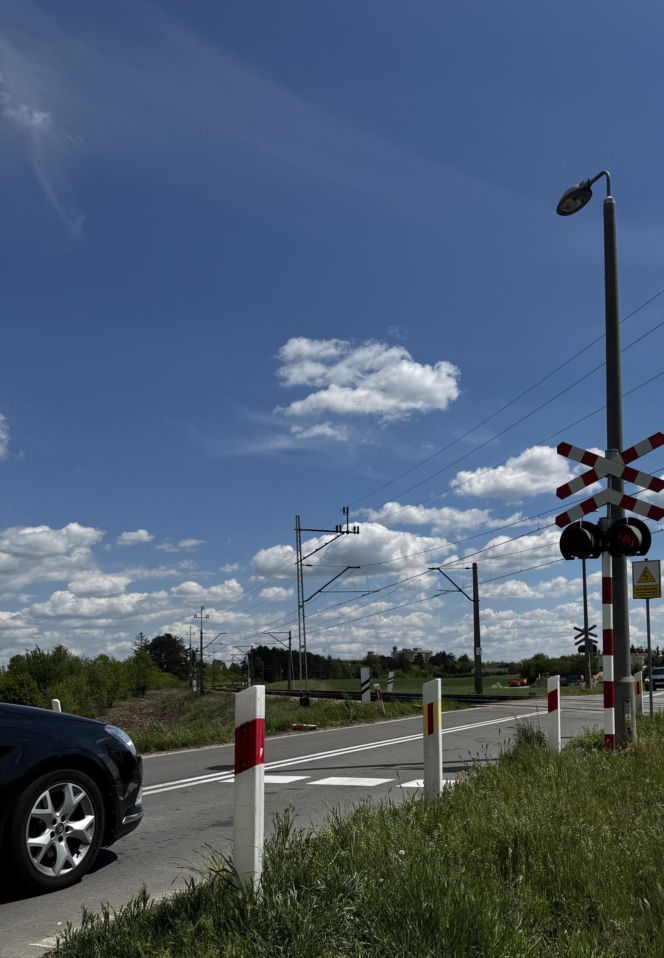 Tragiczny wypadek na przejeździe kolejowym
