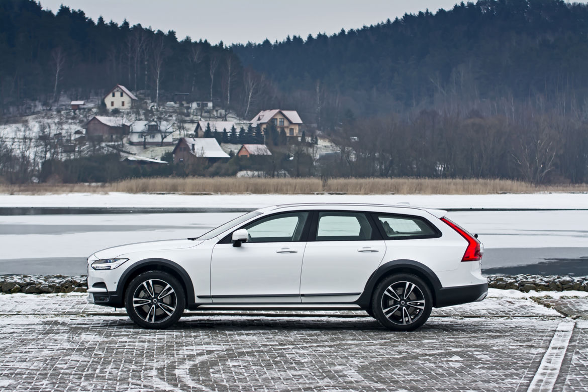 Volvo V90 Cross Country