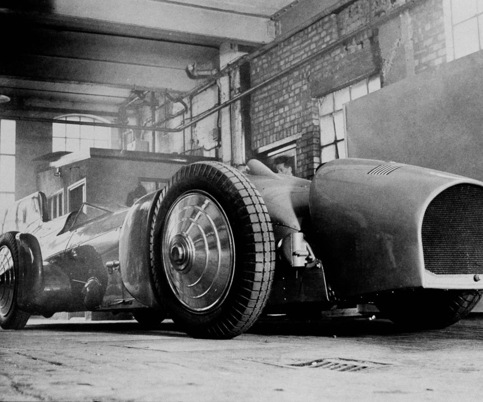 Castrol