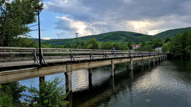 Bohater kultowej trylogii Sapkowskiego pochodzi z Dolnego Śląska. Co kryje Bielawa?