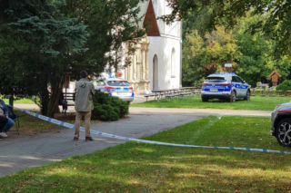 Ksiądz Stanisław próbował ochronić wszystkich. „Chciał zamknąć kratę kościelną”. Wtedy zabił go nożownik. Przejmująca relacja 