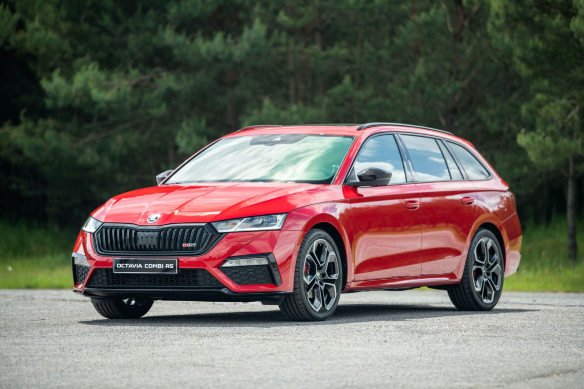 2020 Skoda Octavia Combi RS