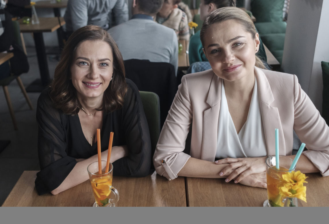 Przyjaciółki 11 sezon odc. 132. Inga (Małgorzata Socha), Zuza (Anita Sokołowska)