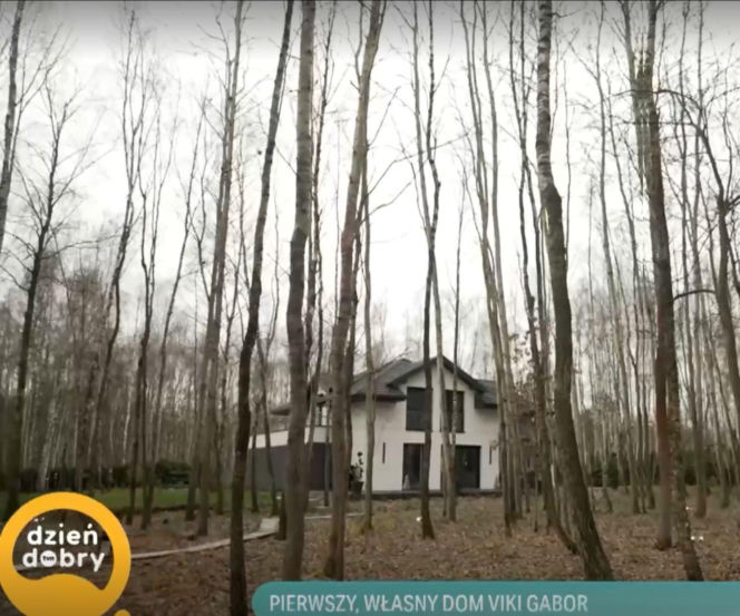 Tak wygląda nowy dom 18-letniej Viki Gabor. Jacuzzi i tapety od Versace