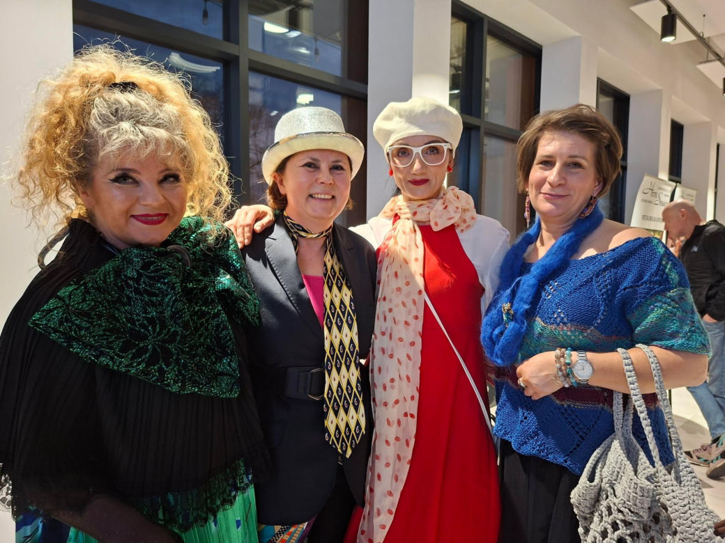 Moda, która nie zna metryki! Międzypokoleniowe show w Centrum Kreatywności Pałacyk