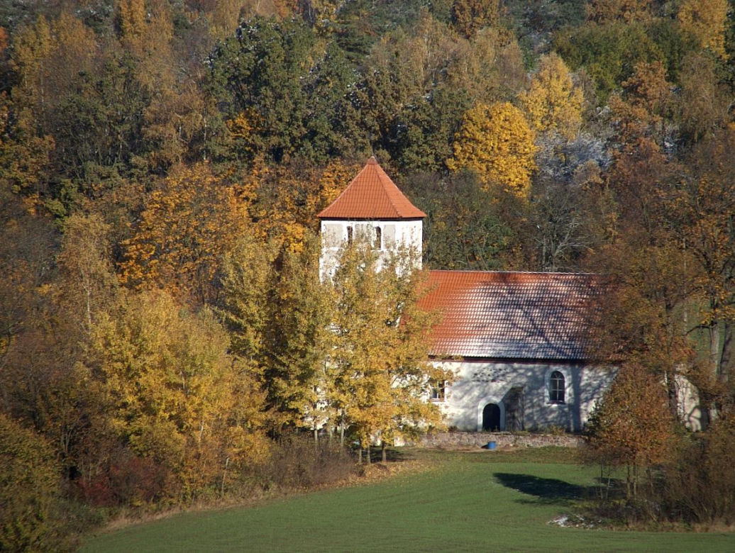 Glaznoty to malownicza wieś u stóp Góry Dylewskiej. Przypomina "małe Bieszczady"