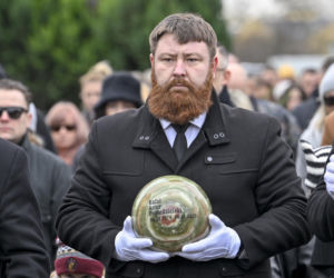 Zip Skład pożegnał Pono symbolami